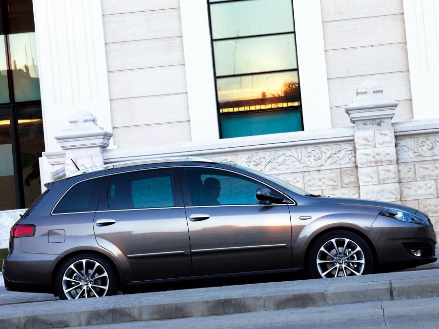  Fiat Croma 2008 года  (фото 13 из 16)